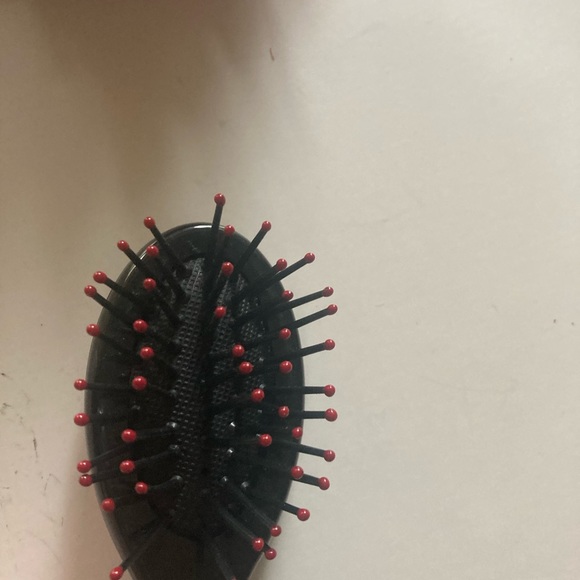 Black initial wristlet - Picture 8 of 10